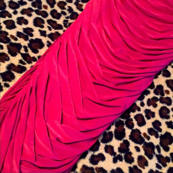 Burgundy Ruched Pencil Skirt - Picture 4 of 5